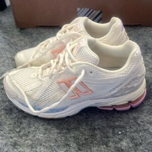 New balance women shoes